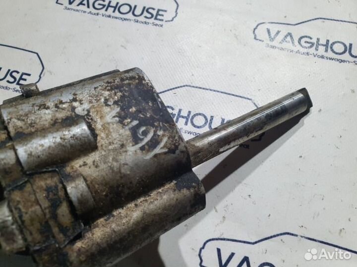 Маслонасос Audi 80 B3 1.8 1993