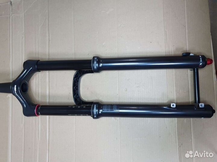 Новые Вилки Rock Shox Yari Marzocchi(Fox ) 27.5/29