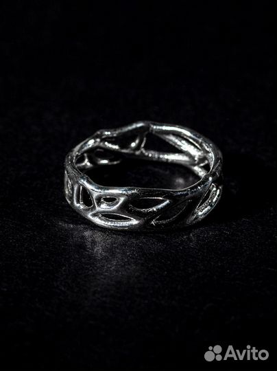 Серебряное кольцо 