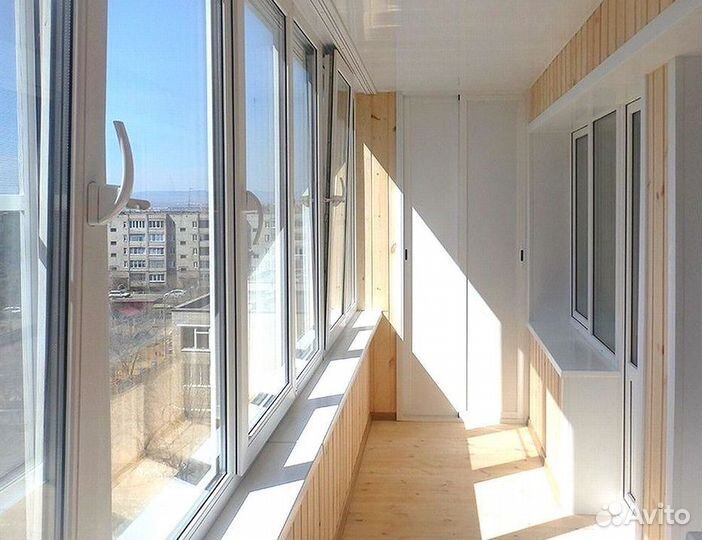 Раздвижное остекление балкона