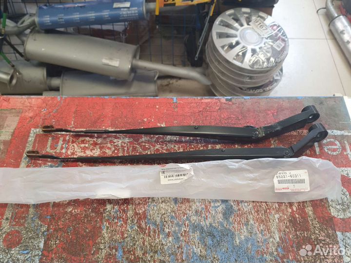 Поводки дворников рычаг Toyota Prado 150