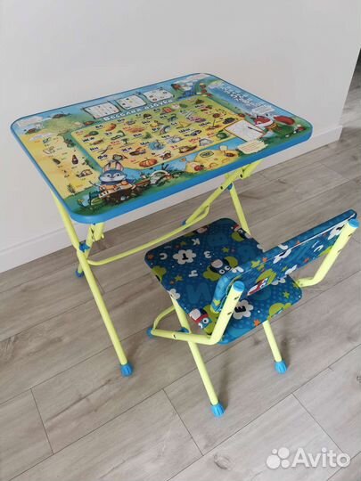 Детский стол и стул