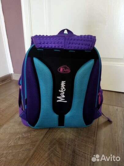 Школьный рюкзак