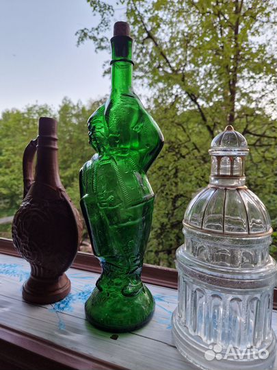 Бутылки стеклянные бронь