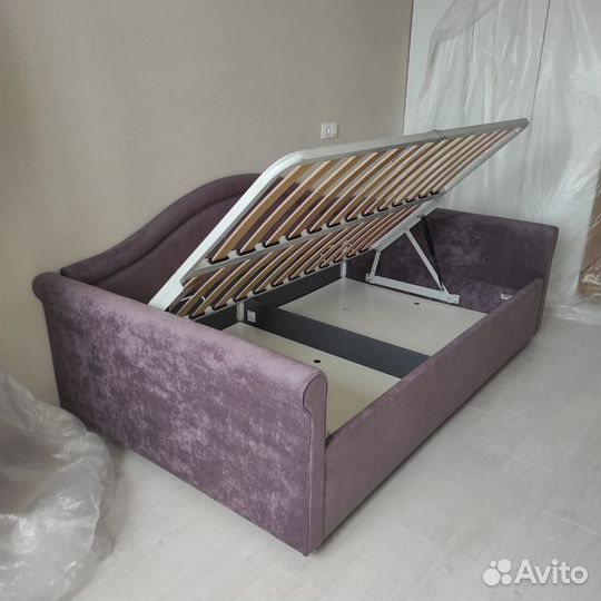 Кровать для девочки подростка