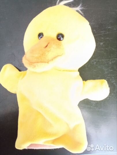 Кукла на руку. Утенок