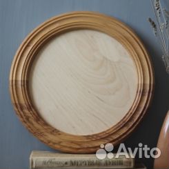 Деревянная рамка для картины