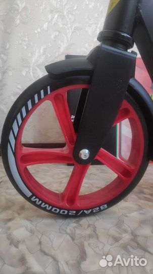 Продам Ferrari самокат