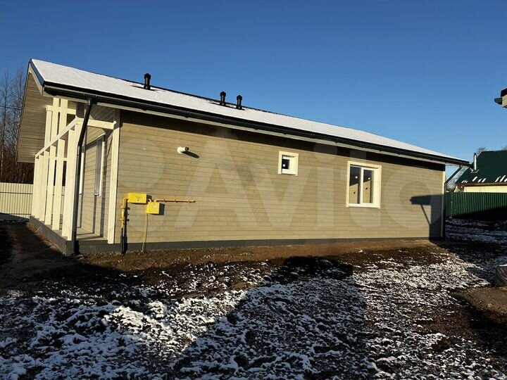 Дом 158,3 м² на участке 7 сот.