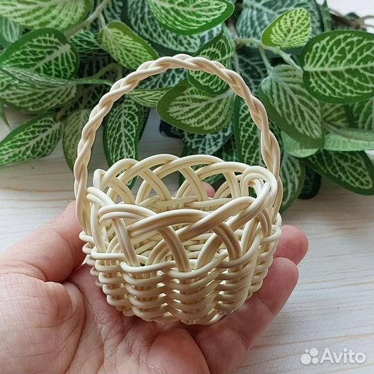 Корзина для кукол