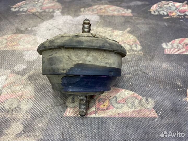 Подушка двигателя Bmw E46