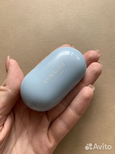 Беспроводные наушники samsung galaxy buds