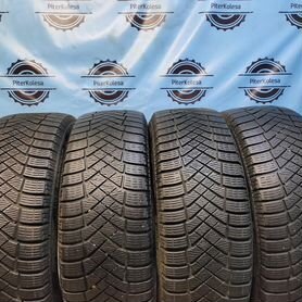 Pirelli Ice Zero FR 215/55 R18 99H