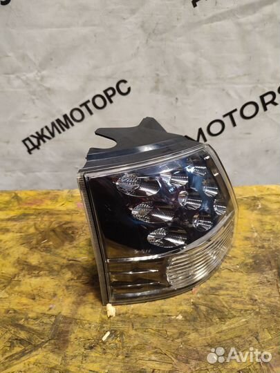 Задний левый фонарь Mitsubishi Outlander Xl CW5W