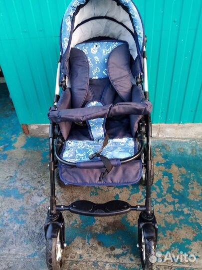 Прогулочная коляска