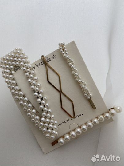 Заколки для волос