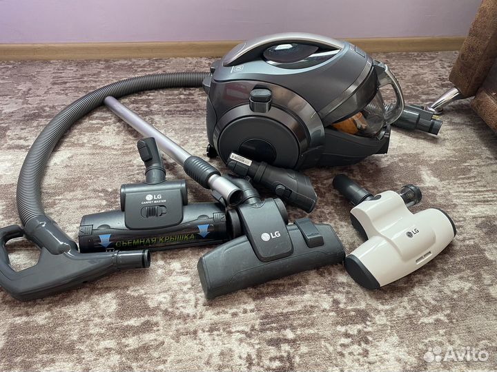 Пылесос с контейнером LG Kompressor VC83209uhav