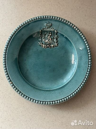 Старинная тарелка