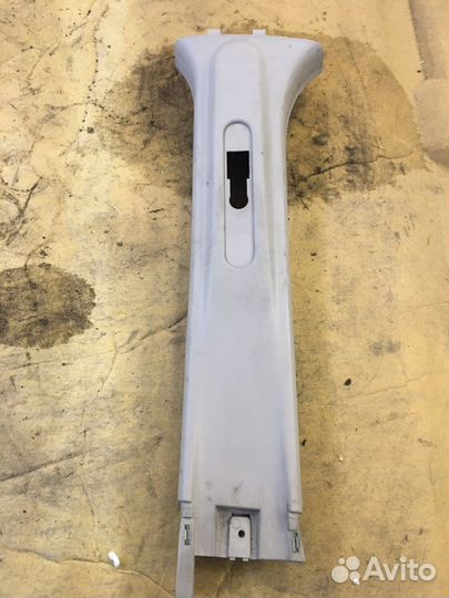 Обшивка средней стойки Renault Kangoo 2 (2228)