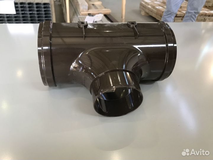 Воронка сливная водосточная docke