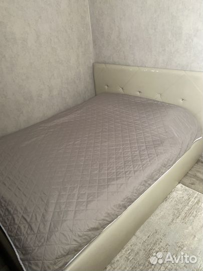 Кровать 160х200