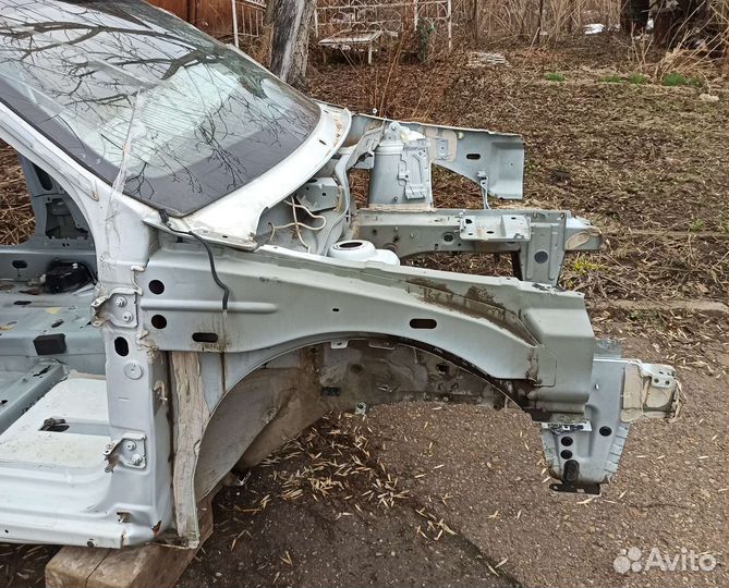 Кузов кузовная четверть от Nissan terrano d10