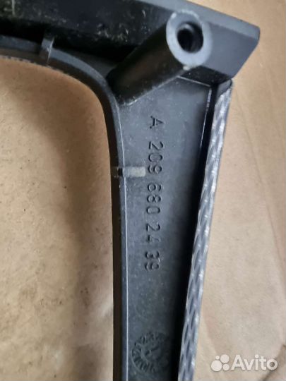 Накладка консоли Mercedes Clk W209