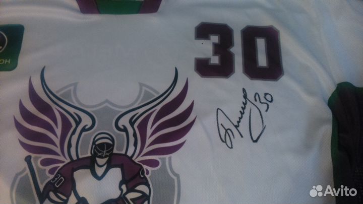 Новый хоккейный свитер