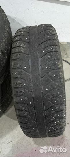 Bridgestone Ice Cruiser 7000 265/60 R18 114T