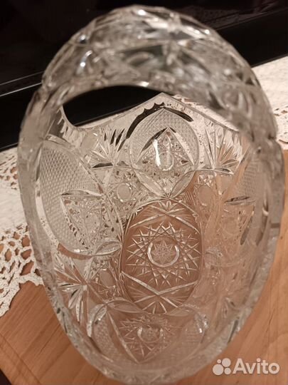 Корзина хрустальная