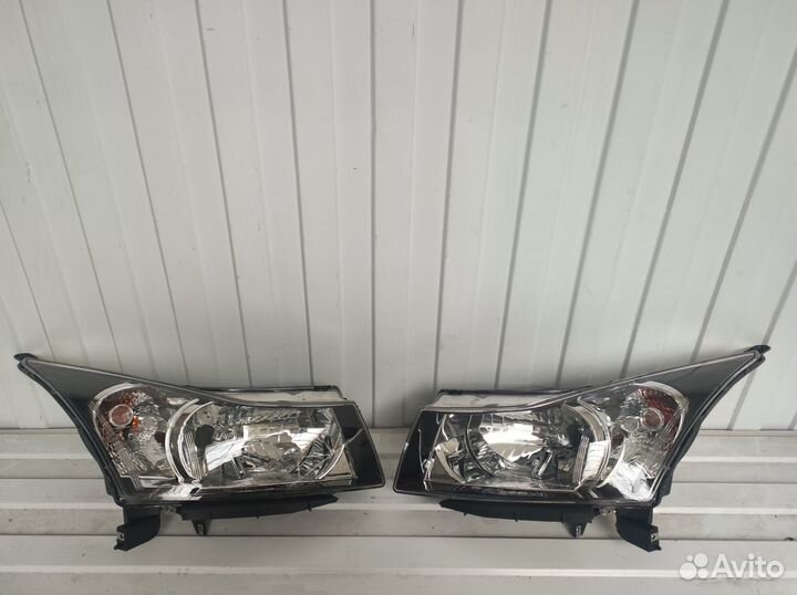 Фара chevrolet cruze 09-16 чёрная цена за одну