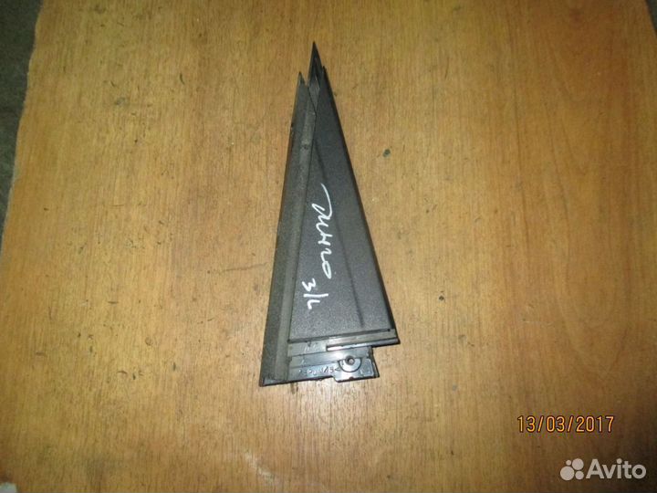 Уголок наружный двери задней левой Mirage Dingo