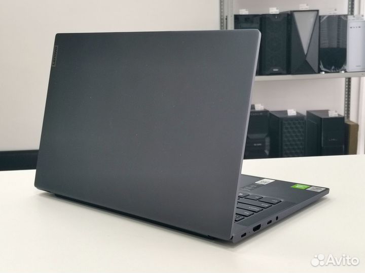 Мощный ультрабук Lenovo на Core i5 и Nvidia MX350