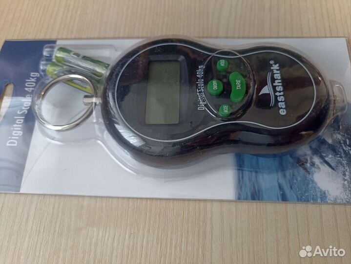 Безмен с рулеткой 1м east shark