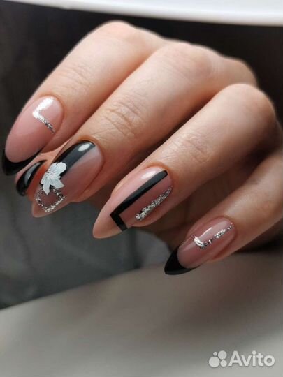 Наращивание ногтей