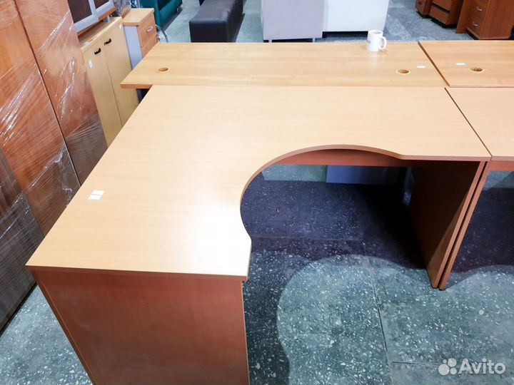 Стол компьютерный письменный офисный угловой бу