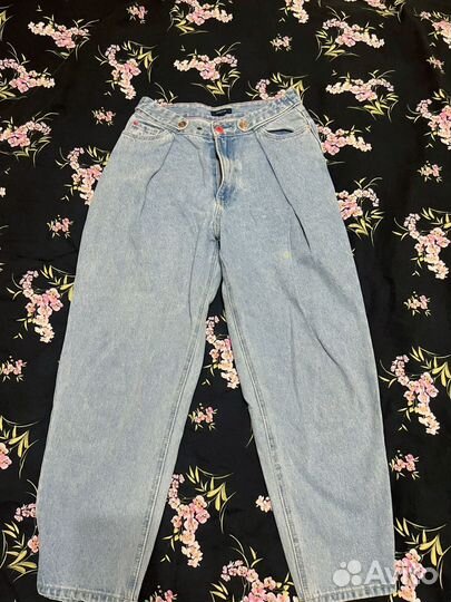 Джинсы бананы