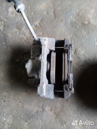 Суппорт передний renault laguna 2