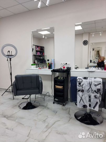 Сдам в аренду парикмахерское кресло