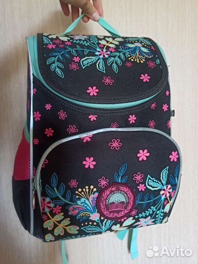 Школьный рюкзак