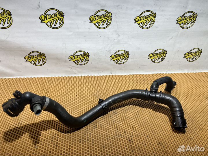 Патрубок системы охлаждения Audi A4 B9 8W A5