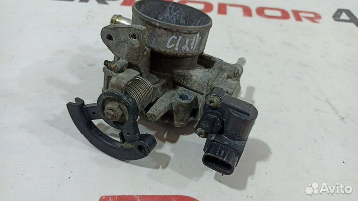 Заслонка дроссельная механическая б/у для Toyota C