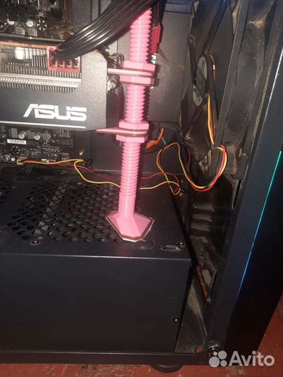 Держатель для видеокарты