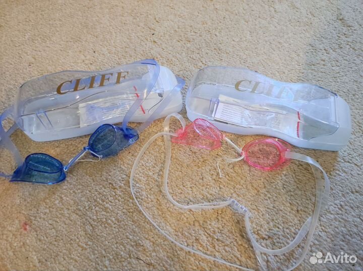 Очки для плавания