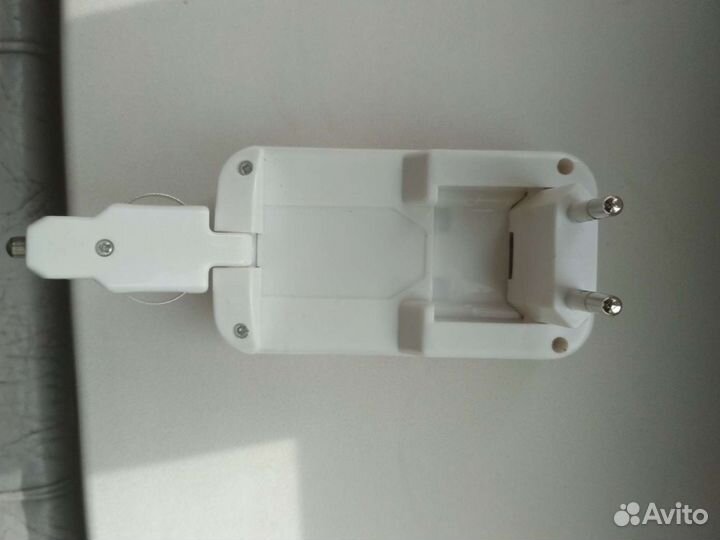 Зарядное устройство