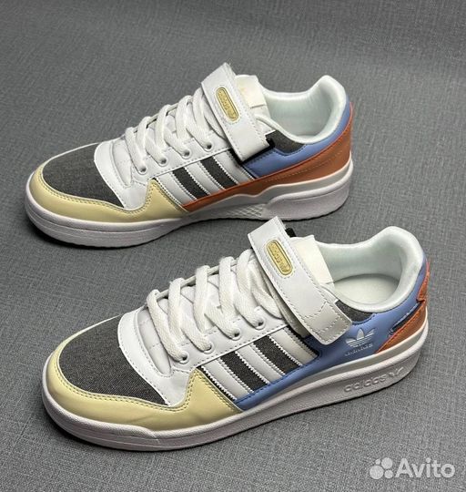 Кроссовки adidas