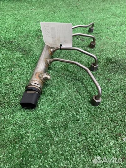 Топливная рейка Bmw 520 F10 N20B20B 2012