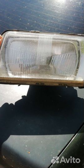 Левая фара ауди 80 б4
