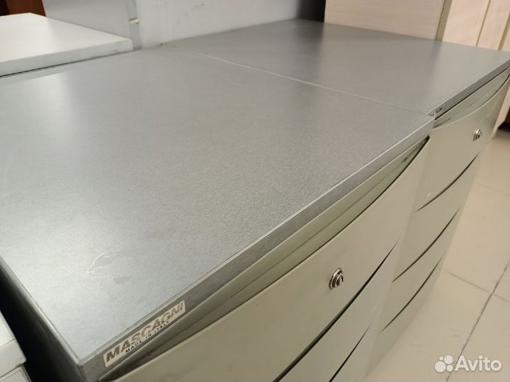 Тумба подкатная итальянская.Б.У