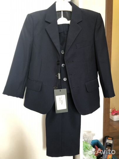 Костюм тройка на мальчика 86-92 р. на утренник